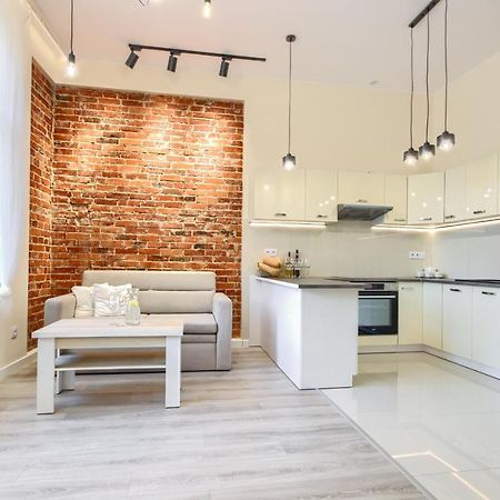 Apartament De Lux W Rynku Kluczbork Exteriör bild